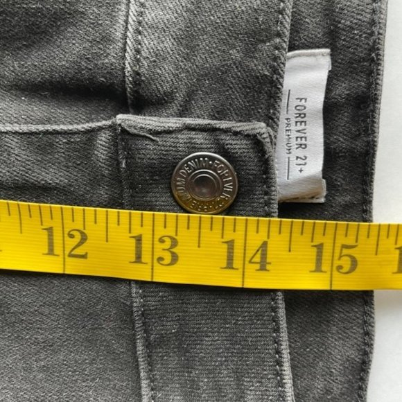 Forever 21+  Plus Size High-Rise Split Flare Jeans - Picture 14 of 15